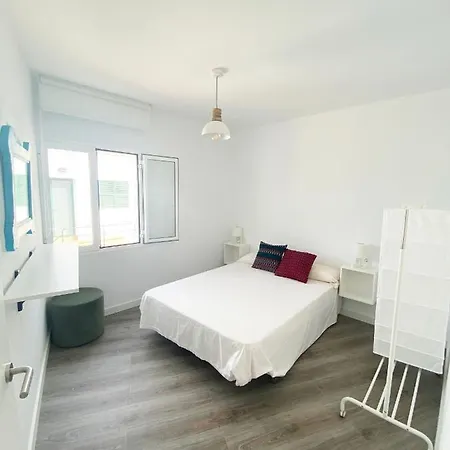 Apartamento 2 Y Vistas Al Mar En Cala Blanca Cala Santandria (Menorca)
